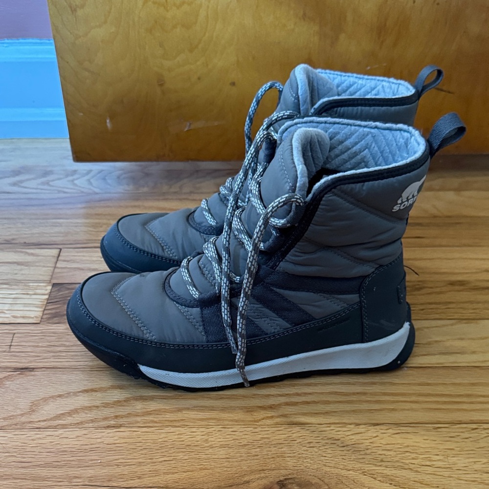 Sorel Gray and Black Winter Boots